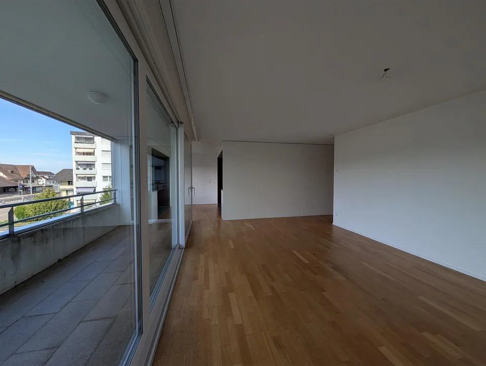 Lichtdurchflutete 3.5-Zimmer-Wohnung