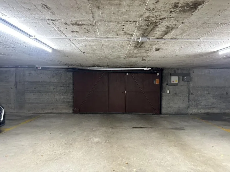 Einstellhallenplatz in Köniz, Blinzern – Foto 3 von 3