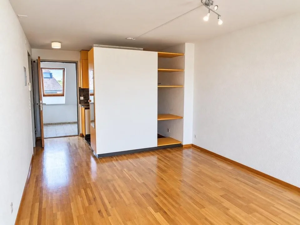 Charmante 2.5-Zimmer-Dachwohnung mit Aussicht auf Langenthal