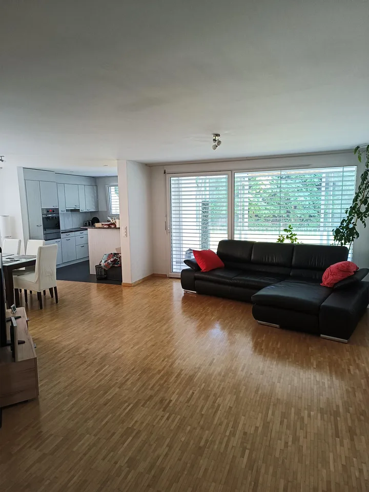 Komfortable 3 1/2-Zimmer Wohnung in ruhiger Lage