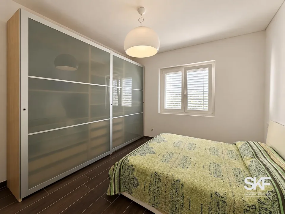 BELLINZONA - PRÄCHTIGES UND MODERNES ZWEIFAMILIENHAUS – Foto 13 von 20