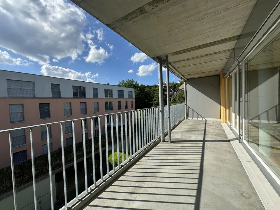 moderne 4.5-Zimmer-Wohnung direkt am Bahnhof