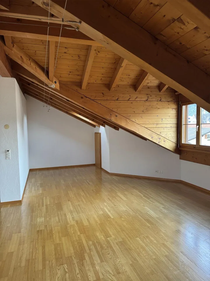 3.5 Zimmer-Dachwohnung