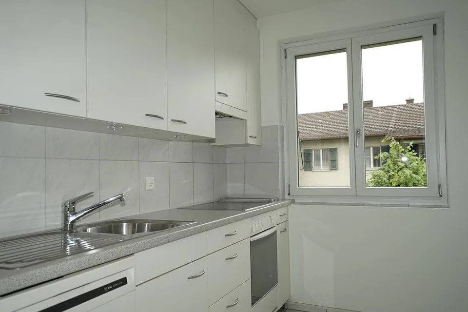 Ruhige Wohnung mit Balkon Nähe Zentrum Bümpliz