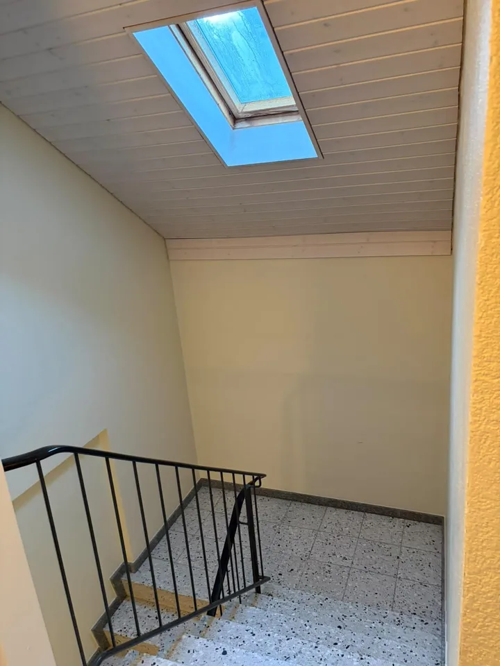 Dachwohnung mit 2 Zimmern in Lüchingen ab 1. November 2026