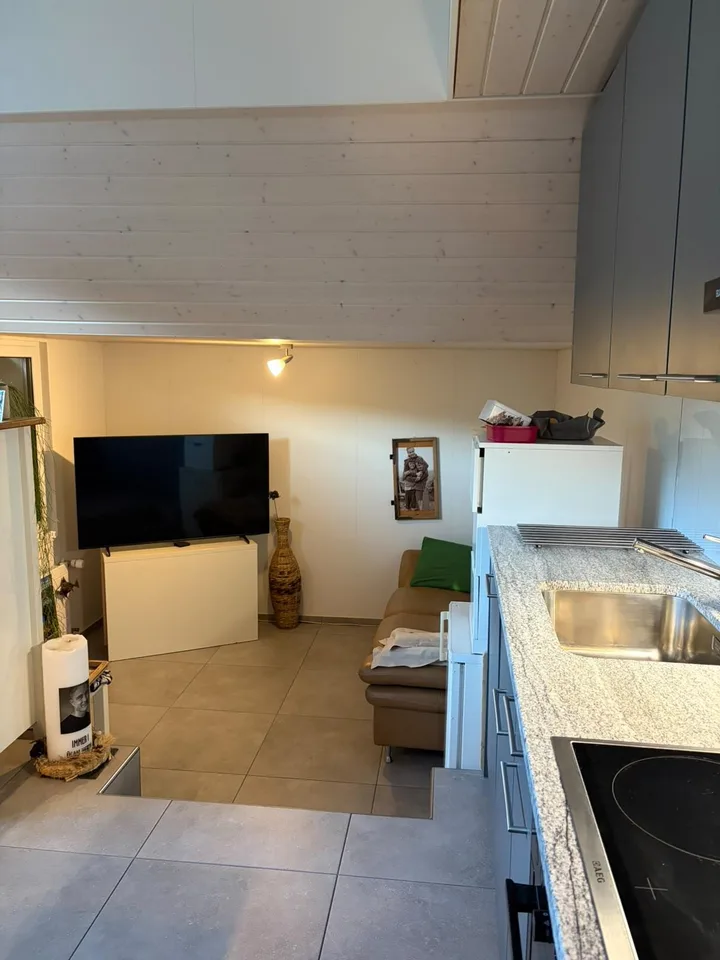 Dachwohnung mit 2 Zimmern in Lüchingen ab 1. November 2026
