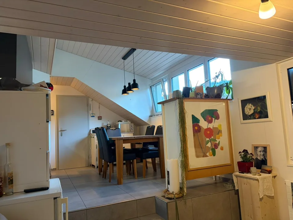 Dachwohnung mit 2 Zimmern in Lüchingen ab 1. November 2026