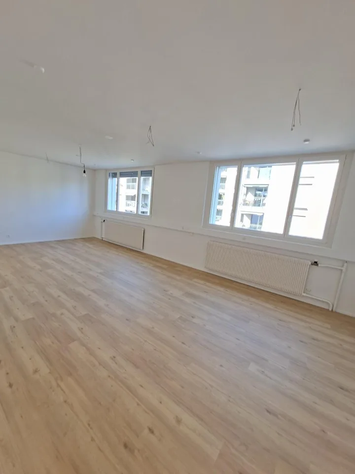 Exklusive, frisch sanierte Büros an zentraler Lage 8 Einheiten fle... – photo 3 sur 8