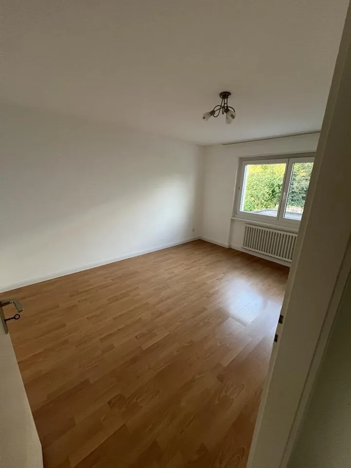 Bright 4.5-room apartment with sunny balcony