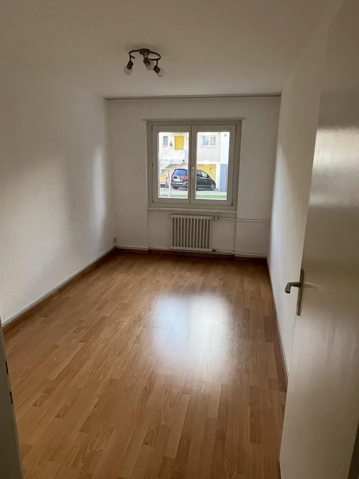 Bright 4.5-room apartment with sunny balcony