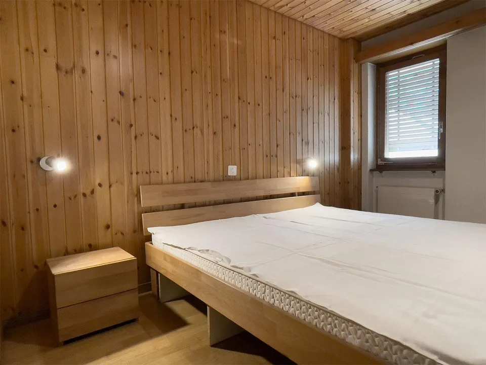 gemütliche 1.5 Zimmerwohnung mit Vorplatz oberhalb von Visp