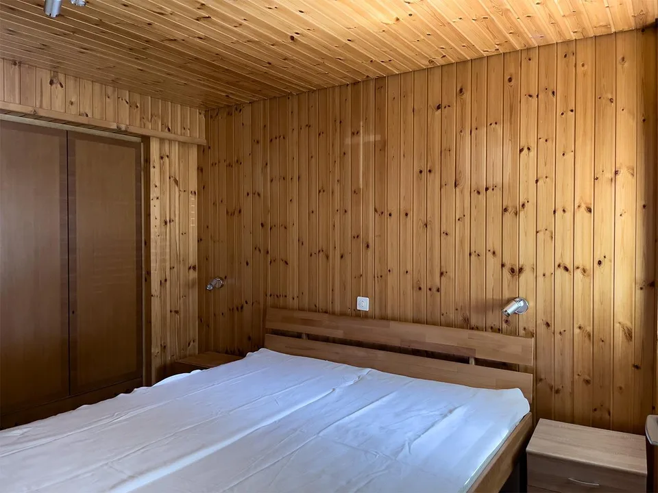 gemütliche 1.5 Zimmerwohnung mit Vorplatz oberhalb von Visp
