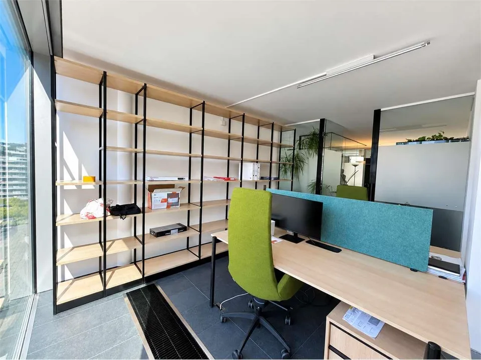Ufficio privato in spazio professionale condiviso – foto 6 di 12