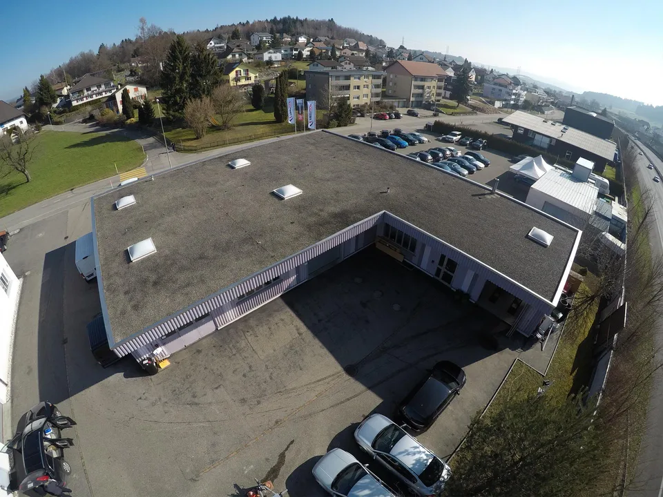 Commercial property in a prominent location! – photo 9 of 12
