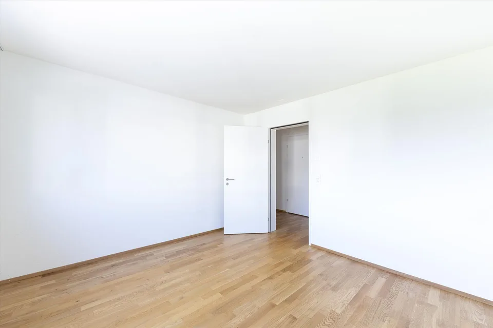 Living in a modern new building estate with beautiful surroundings