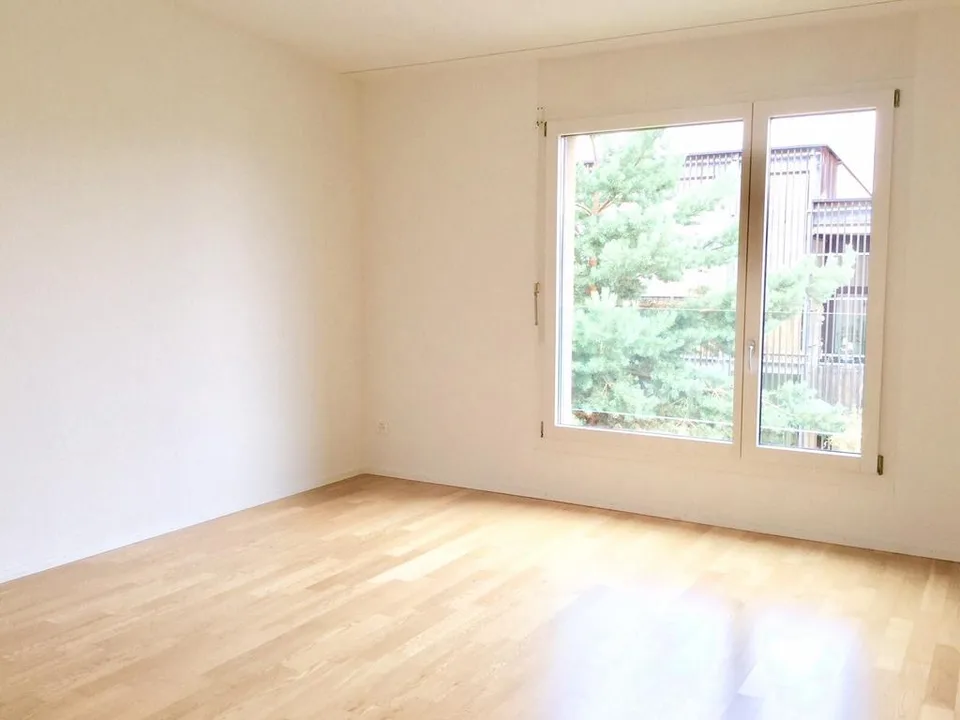 *** 2.5'ZWG**60m2**gedeckte Loggia/Sitzplatz***