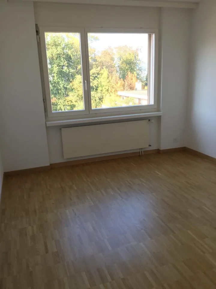 4.5-Zimmerwohnung * BEFRISTET BIS 30.06.2029 *