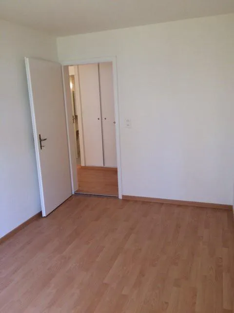 Gemütliche 3,5 Zimmer- Wohnung in Bülach