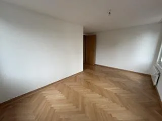 helle 4-Zimmerwohnung