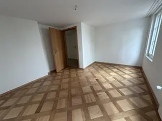 helle 4-Zimmerwohnung
