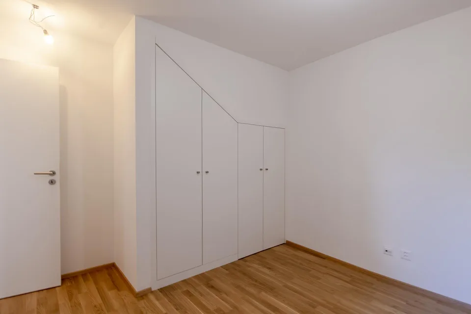 CASA DI 5 LOCALI A SALA CAPRIASCA