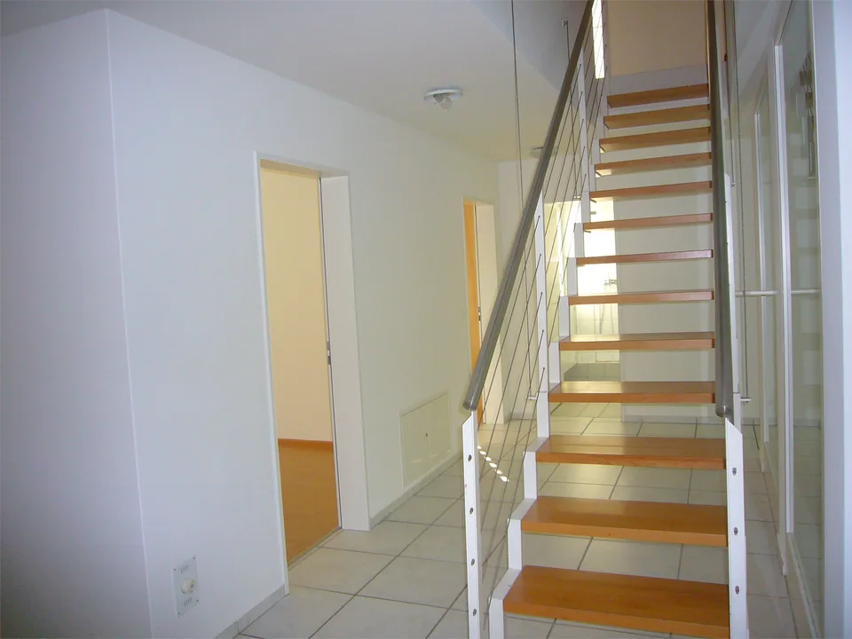 Wunderschöne 5.5-Maisonette-Gartenwohnung in Riehen – Foto 5 von 8