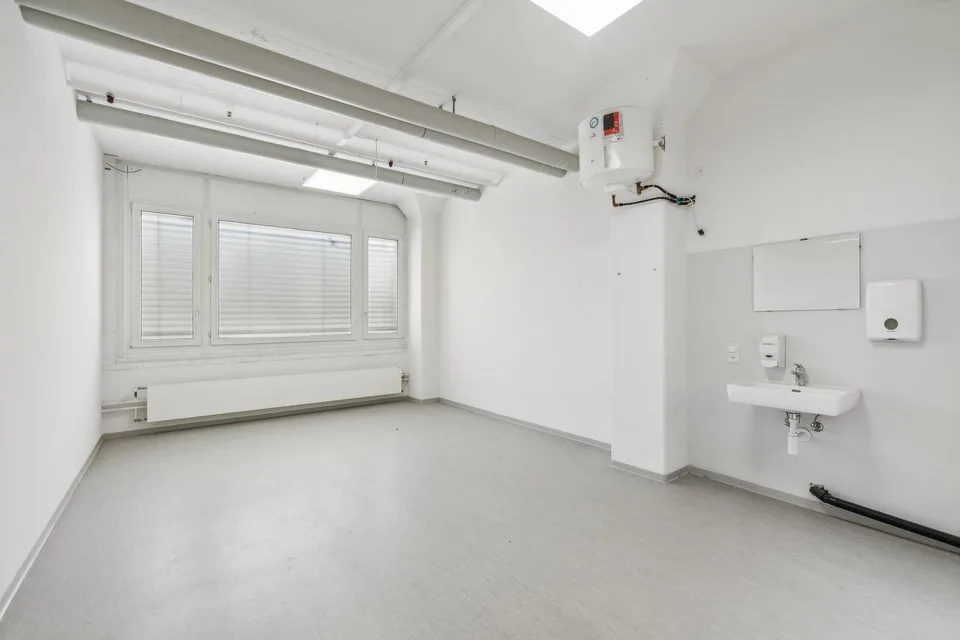 Flexible Flächenlösungen von 1'481 m² bis 2'500 m² zu attraktiven K... – foto 13 di 13