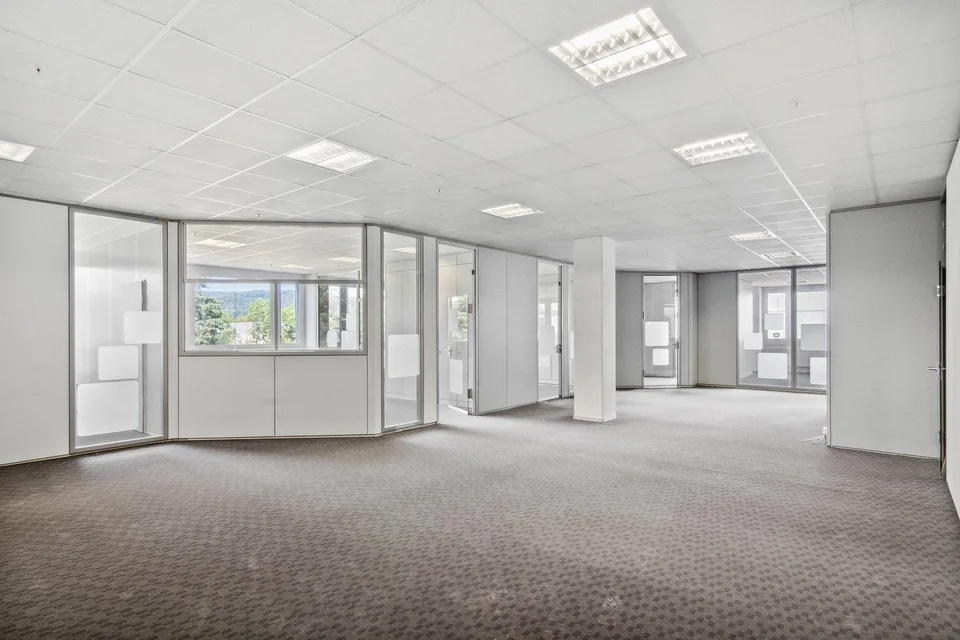 Ausgebaute Büroflächen zu fairen Konditionen - Lagerfläche optional... – foto 4 di 11