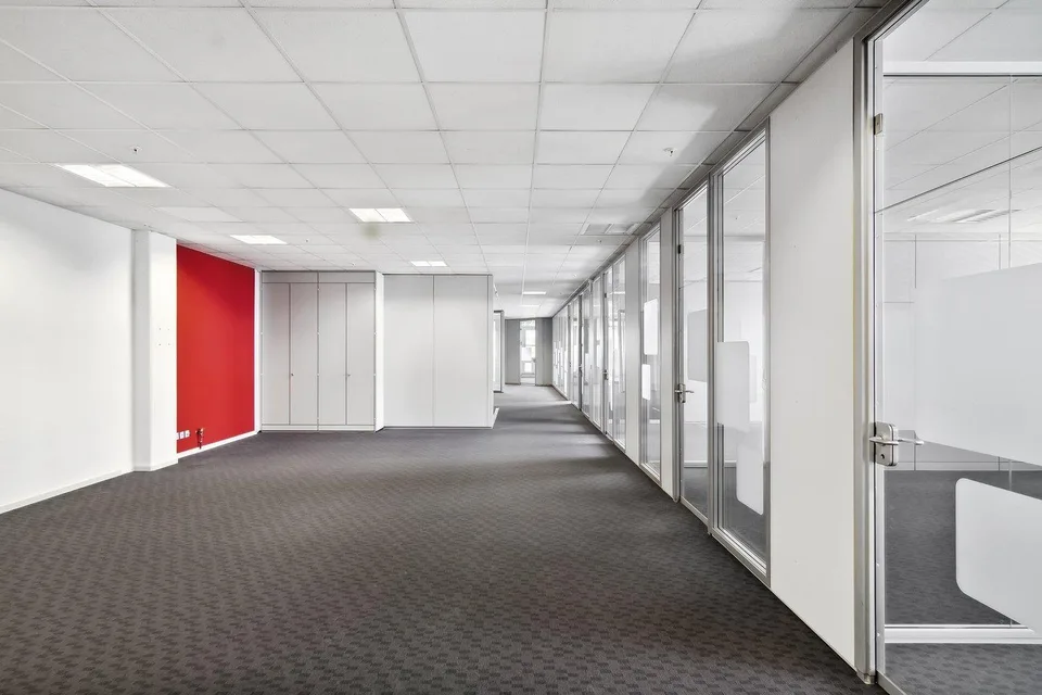 Ausgebaute Büroflächen zu fairen Konditionen - Lagerfläche optional... – foto 10 di 11