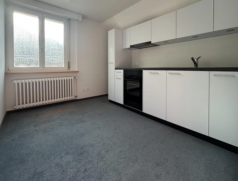 Grosszügige 3-Zimmer-Wohnung am Ägerisee mit Charme und Seesicht