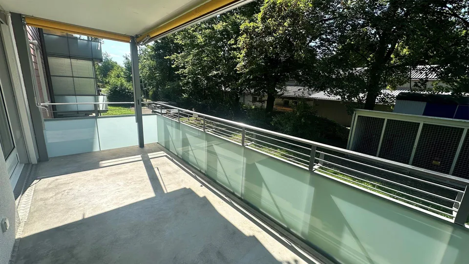 4-Zimmerwohnung im 2. Obergeschoss links