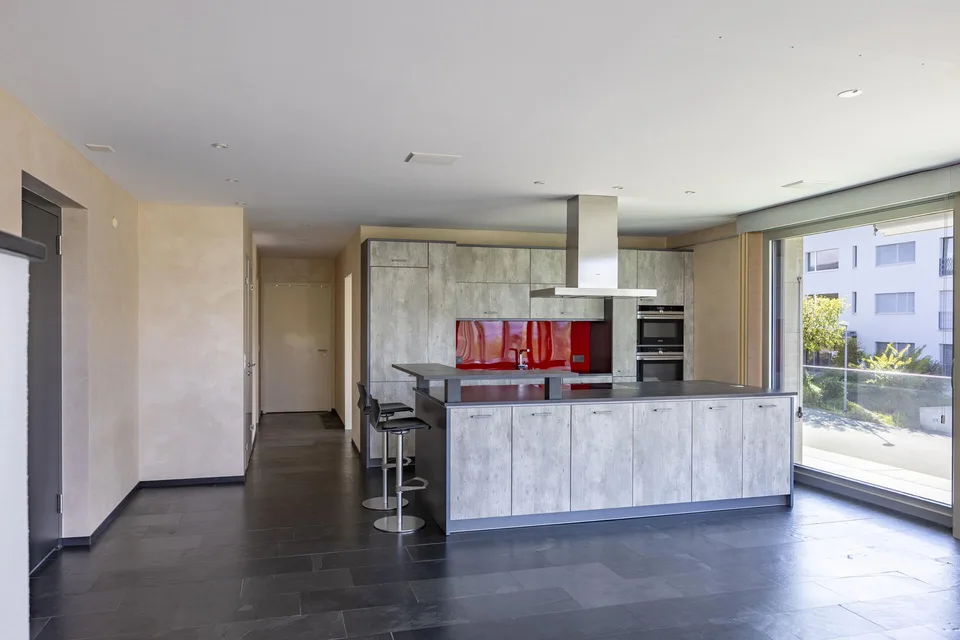 Grand appartement de 3,5 pièces avec terrasse et vue sur le lac – photo 21 sur 23