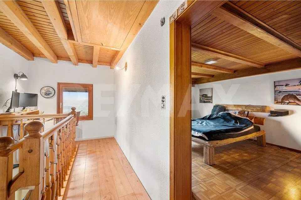 Découvrez cette charmante maison mitoyenne avec vue imprenable sur les Préalpes ! – Foto 8 von 13
