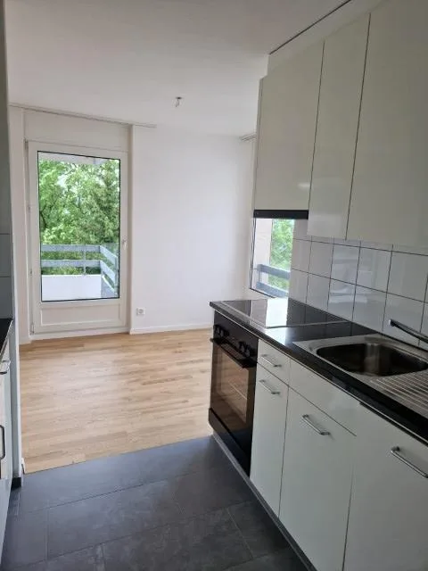 Attraktive 3.5-Zimmer-Wohnung mit Balkon im 6. OG