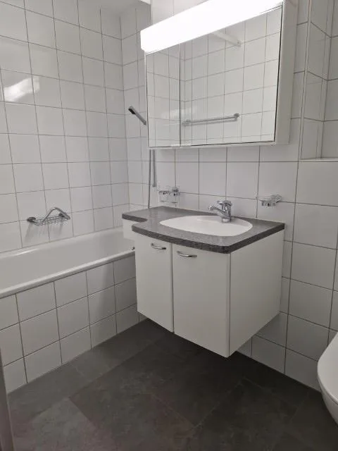 Attraktive 3.5-Zimmer-Wohnung mit Balkon im 6. OG