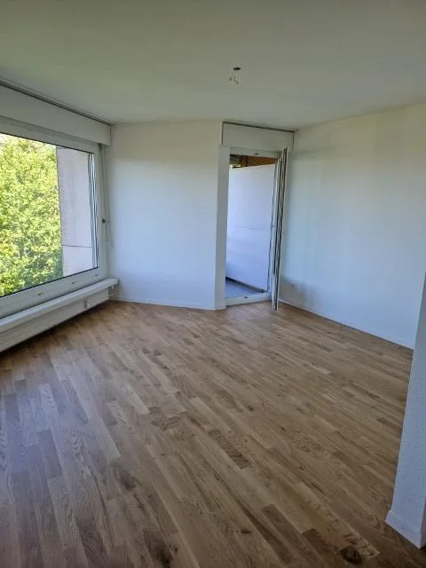 Helle 2-Zimmer-Wohnung im 4. OG an ruhiger, stadtnaher Lage