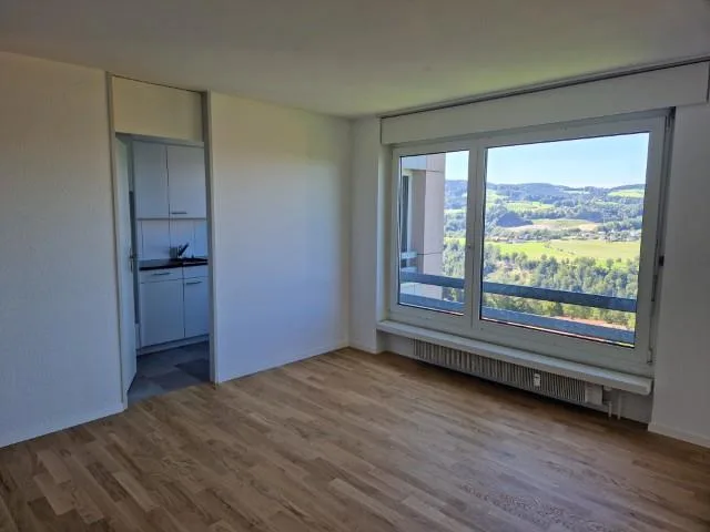 Helle 2-Zimmer-Wohnung im 4. OG an ruhiger, stadtnaher Lage