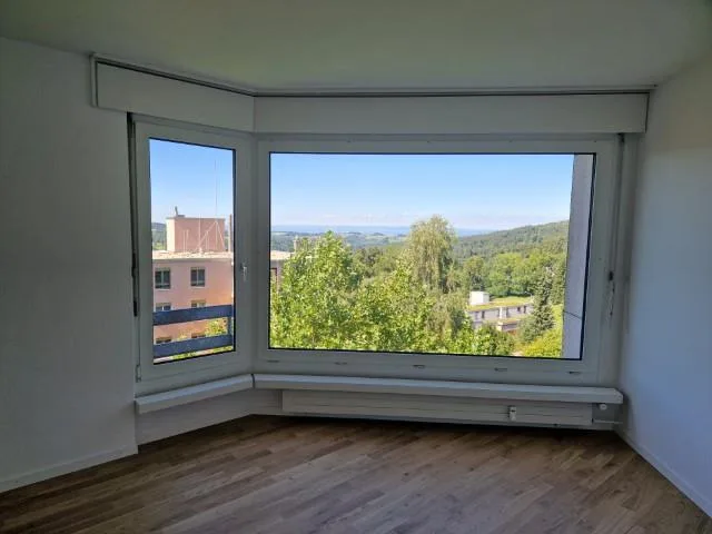 Helle 2-Zimmer-Wohnung im 4. OG an ruhiger, stadtnaher Lage