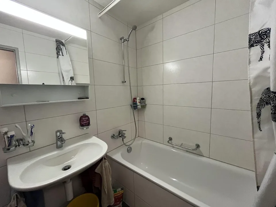 Geräumige 3.5 Zimmerwohnung an ruhiger Lage