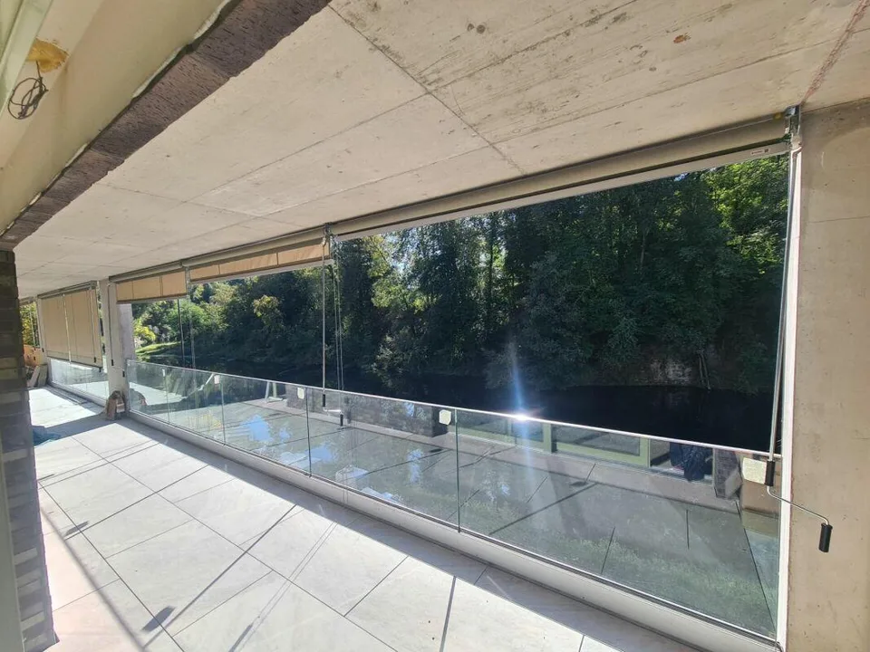 Erstvermietung! 3.5-Zimmer-Wohnung mit Terrasse direkt am Wasser in...