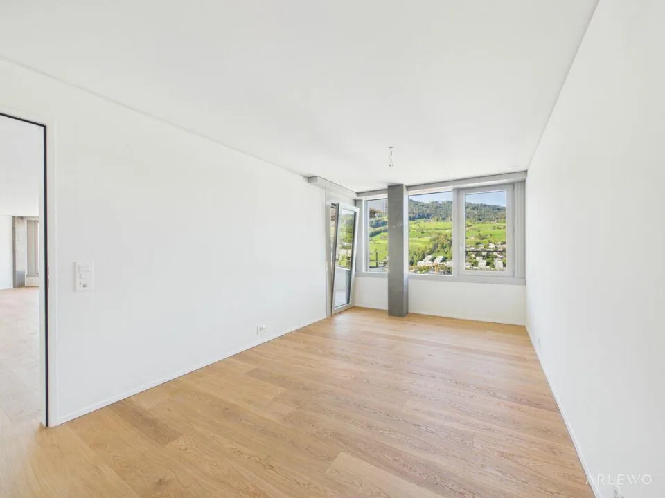 Über den Dächern von Kriens mit traumhafter Aussicht