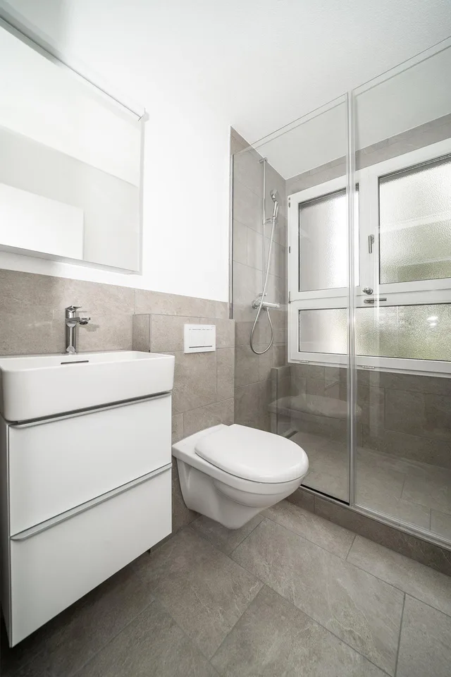 Grosszügige, komplett renovierte 5.5-Zimmer-Wohnung