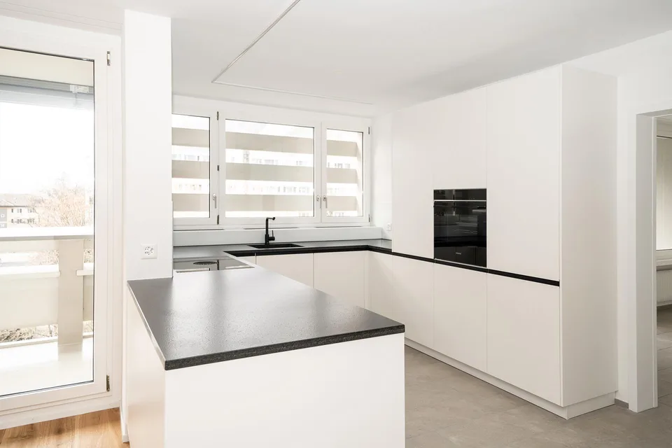Grosszügige, komplett renovierte 5.5-Zimmer-Wohnung