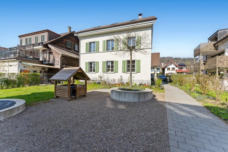 3 ½ Zimmer-Wohnung, 8103 Unterengstringen