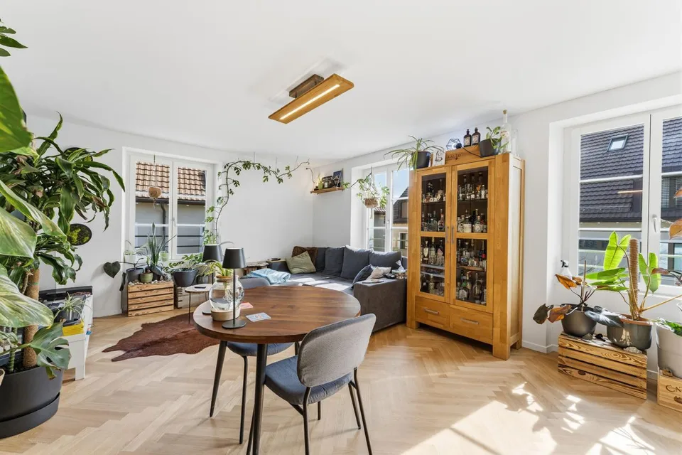 3 ½ Zimmer-Wohnung, 8103 Unterengstringen