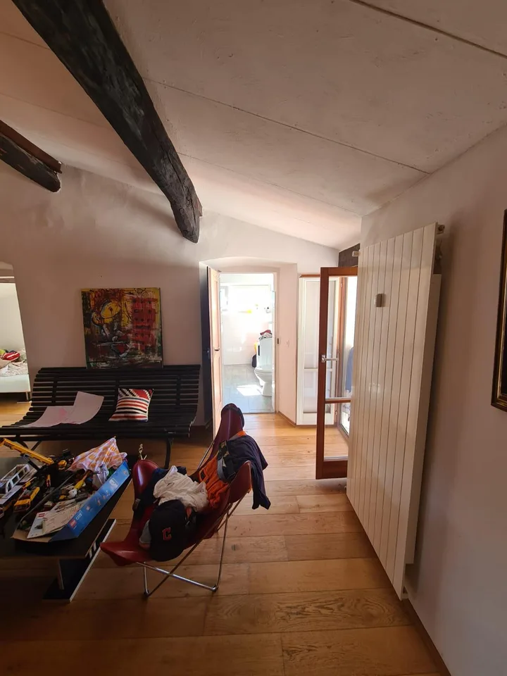 Si affitta a Gandria appartamento con giardino e vista lago