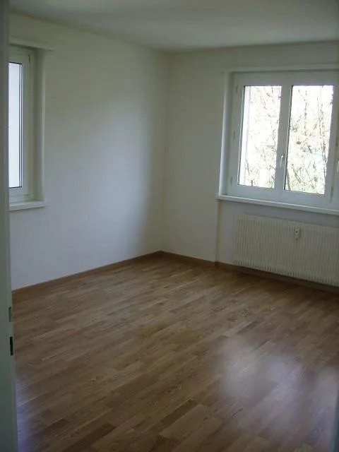 MODERNE WOHNUNG - TOP ERSCHLOSSEN!