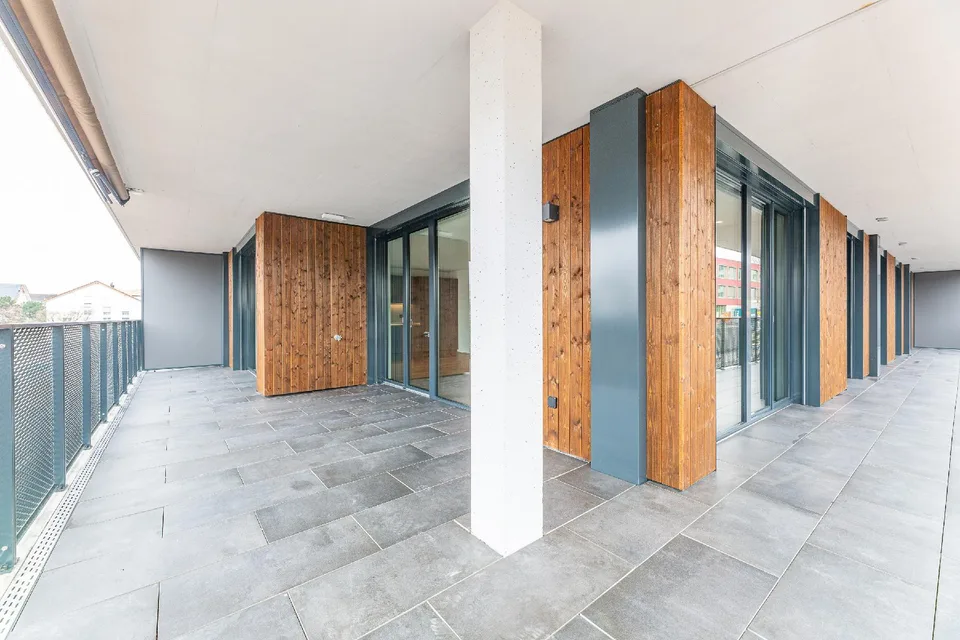 Grosszügige 5.5-Zimmer-Wohnung mit weitläufiger Terrasse