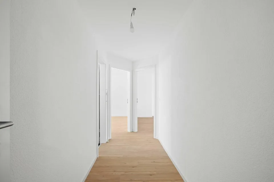 Living in the heart of Dietikon, modern, central, and with a sunny balcony