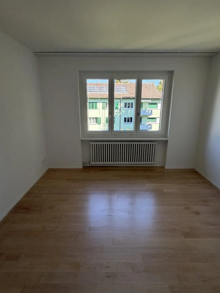 Idyllische 3.5-Zimmerwohnung im Kreis 6 zu vermieten